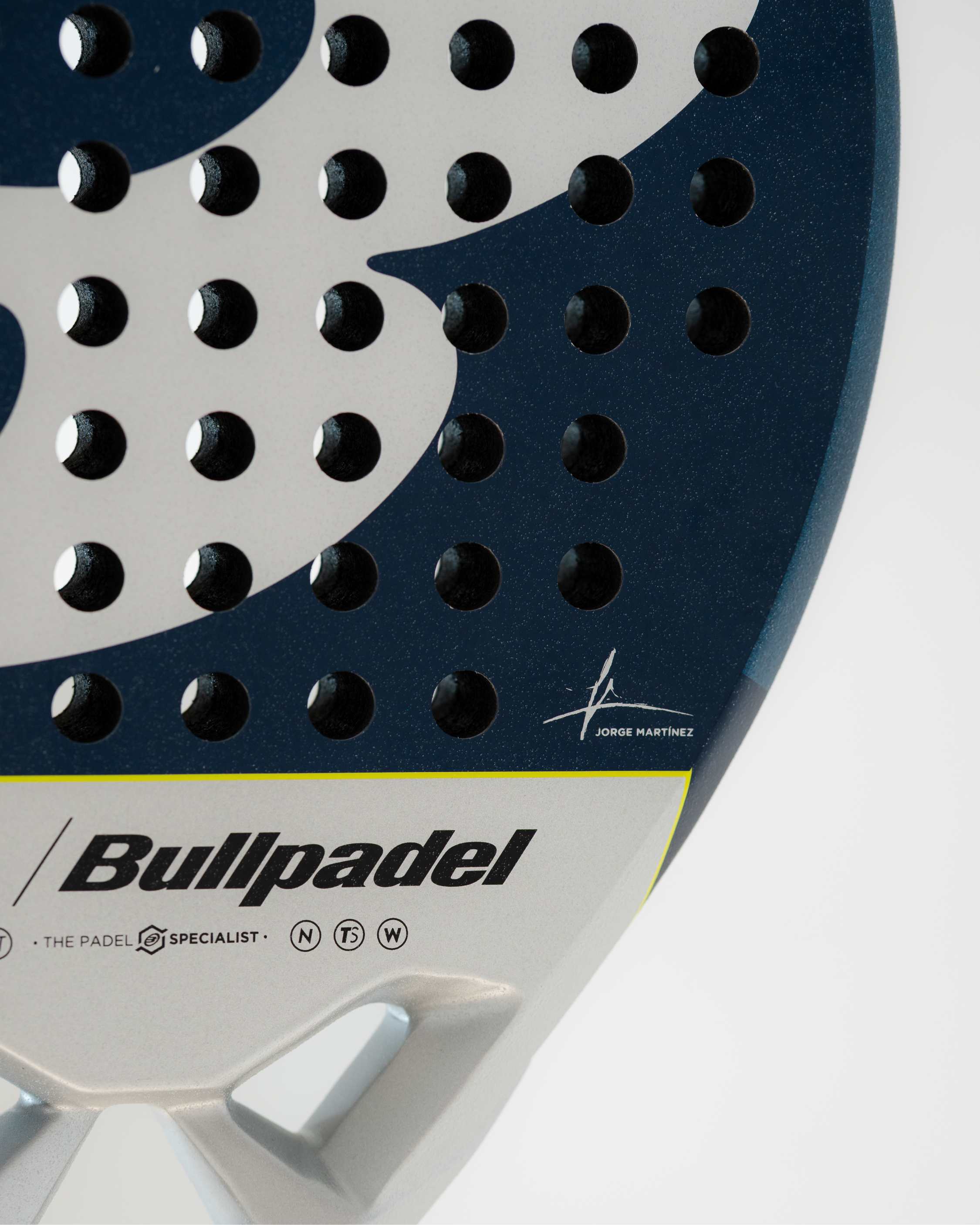 Pala Bullpadel Vertex 02 M3 Edition