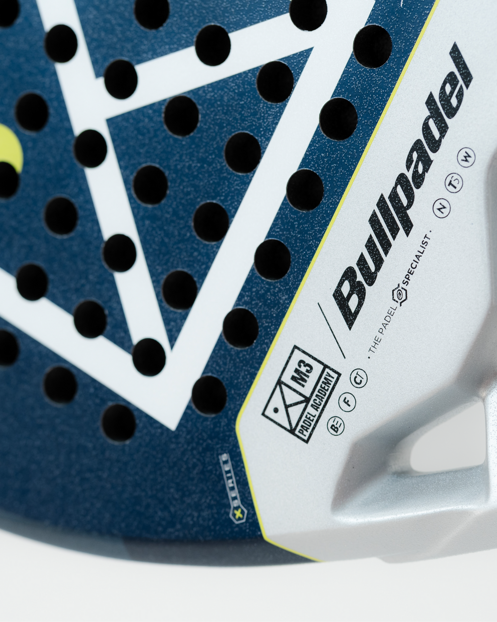 Pala Bullpadel Vertex 02 M3 Edition